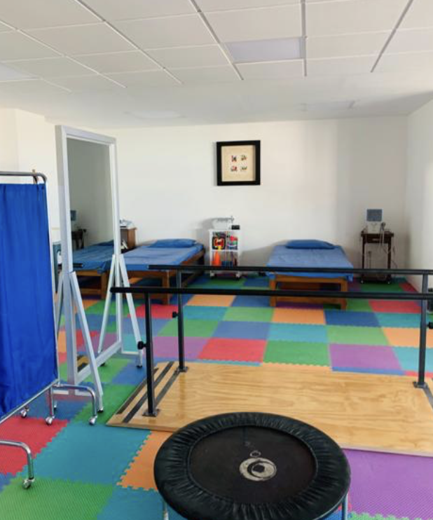 Sala de terapia física del nuevo centro CRISMA