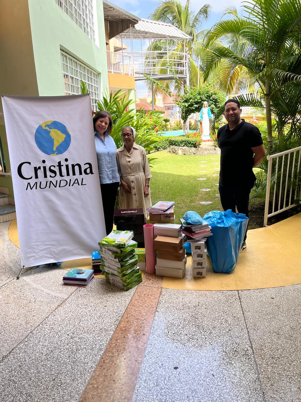 Donación de la Fundación Cristina Mundial a Casa Rosada